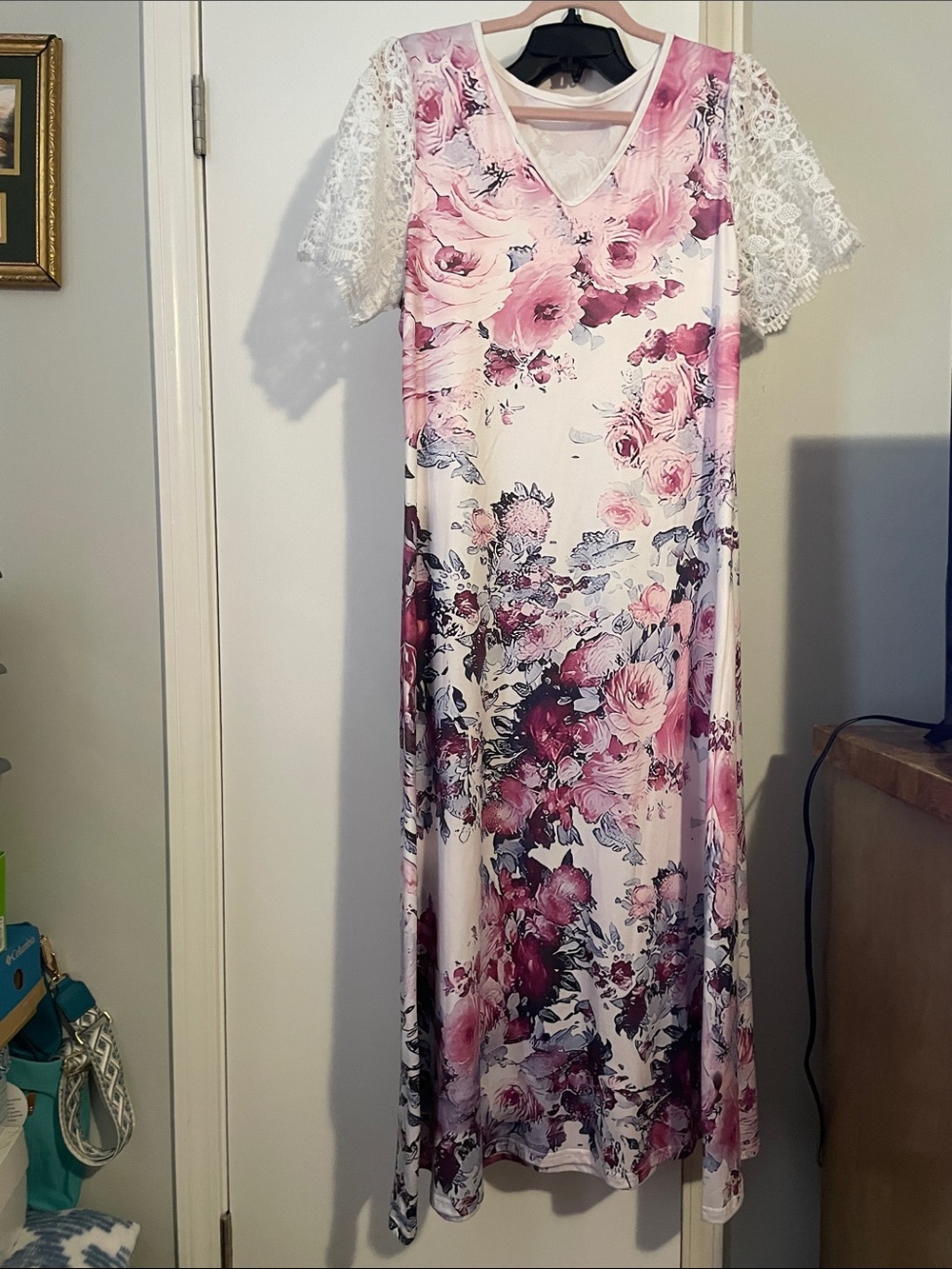 Floral Lace Sleeve Maxi Dress in Pink and Cream